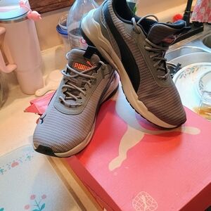 Puma Gray and Black Men's Sneakers